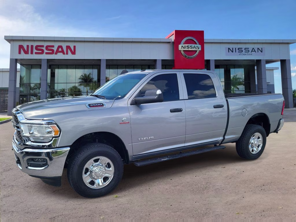 2022 Billet Silver Metallic Clearcoat Ram 3500 Tradesman 4X4 Truck