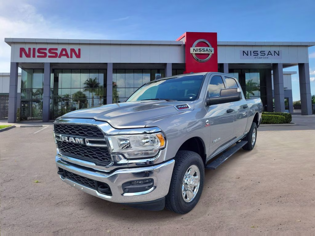 2022 Billet Silver Metallic Clearcoat Ram 3500 Tradesman 4X4 Truck