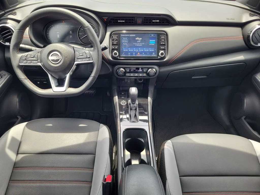 2023 Scarlet Ember Tintcoat/Super Black Nissan Kicks SR FWD SUV