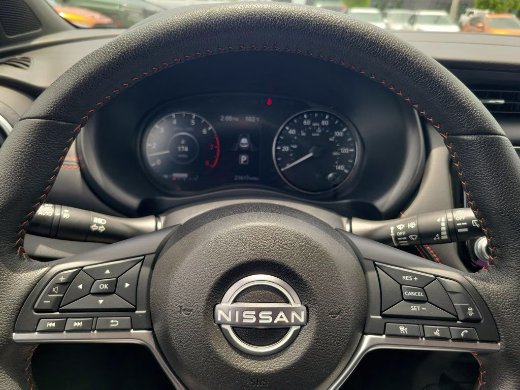 2023 Scarlet Ember Tintcoat/Super Black Nissan Kicks SR FWD SUV
