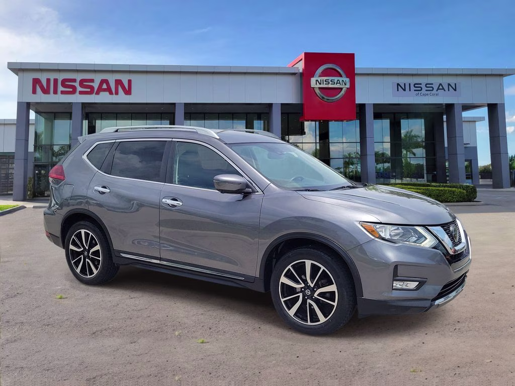 2019 Gun Metallic Nissan Rogue SL FWD SUV