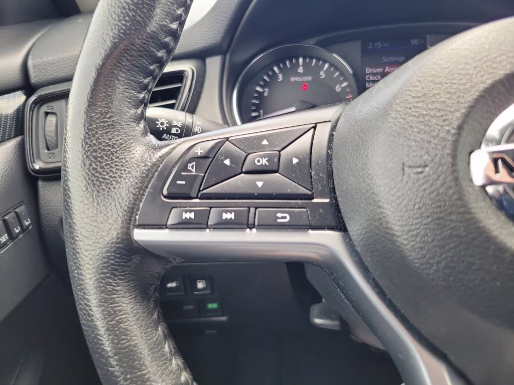 2019 Gun Metallic Nissan Rogue SL FWD SUV