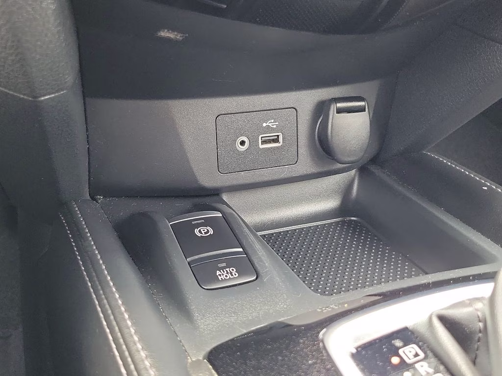 2019 Gun Metallic Nissan Rogue SL FWD SUV