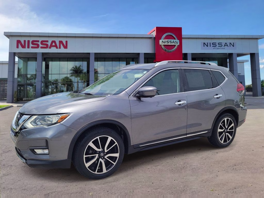 2019 Gun Metallic Nissan Rogue SL FWD SUV