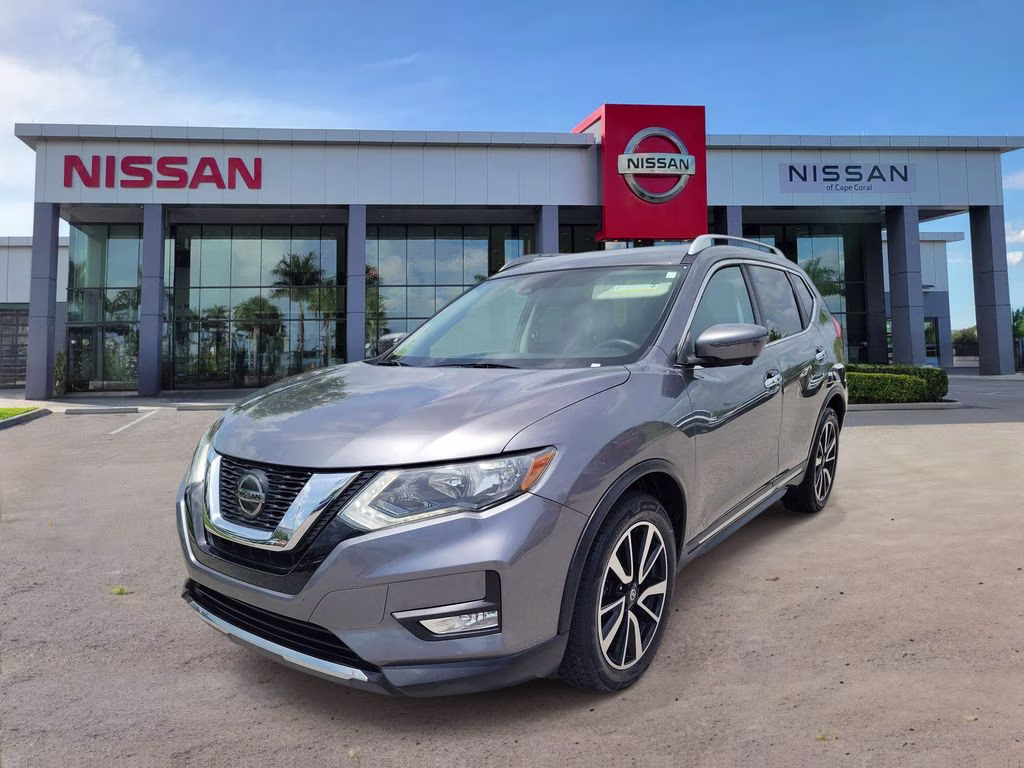 2019 Gun Metallic Nissan Rogue SL FWD SUV
