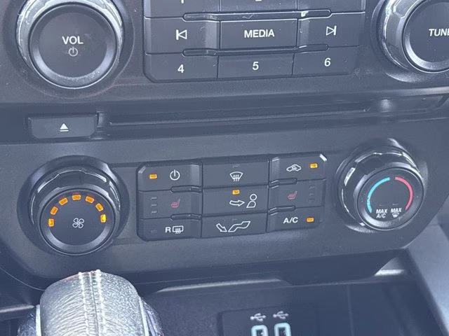 2016 Ingot Silver Ford F-150 XLT 4X4 Truck