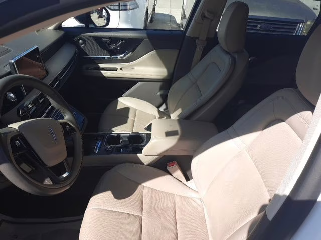 2021 White Lincoln Corsair Reserve FWD SUV