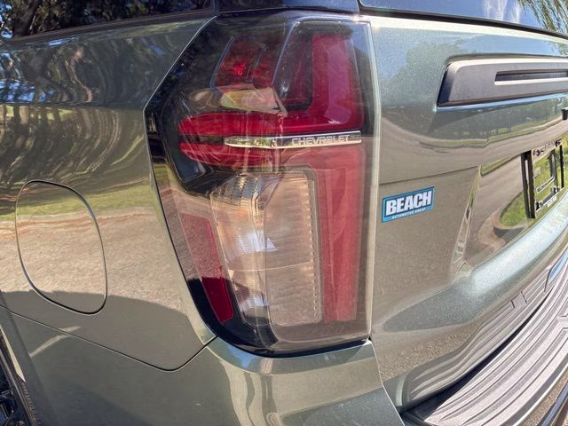 2023 Silver Sage Metallic Chevrolet Tahoe High Country 4X4 SUV