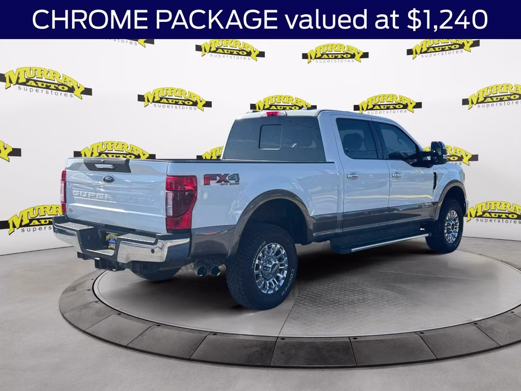 2022 Oxford White Ford Super Duty F-350 SRW Lariat 4X4 Truck