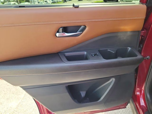 2022 Scarlet Ember Tintcoat Nissan Pathfinder Platinum 4X4 SUV