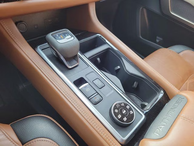 2022 Scarlet Ember Tintcoat Nissan Pathfinder Platinum 4X4 SUV