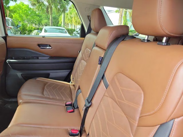 2022 Scarlet Ember Tintcoat Nissan Pathfinder Platinum 4X4 SUV