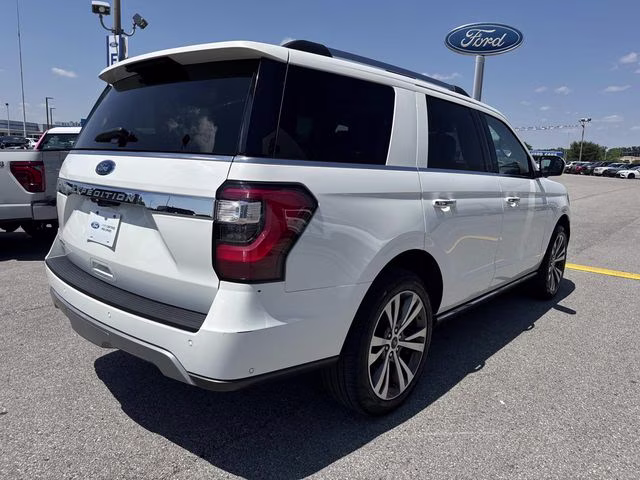 2021 White Metallic Ford Expedition Limited RWD SUV