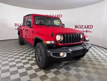 2024 Firecracker Red Clearcoat Jeep Gladiator Sport 4X4 Truck