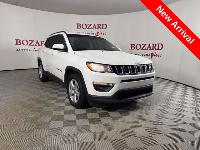 2020 White Clearcoat Jeep Compass Latitude FWD SUV