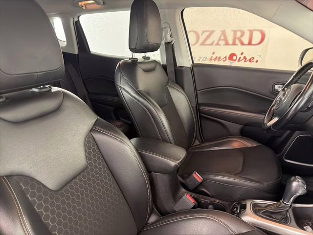 2020 White Clearcoat Jeep Compass Latitude FWD SUV