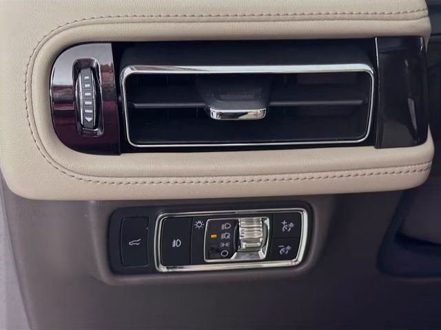 2024 Black Metallic Lincoln Aviator Reserve RWD SUV
