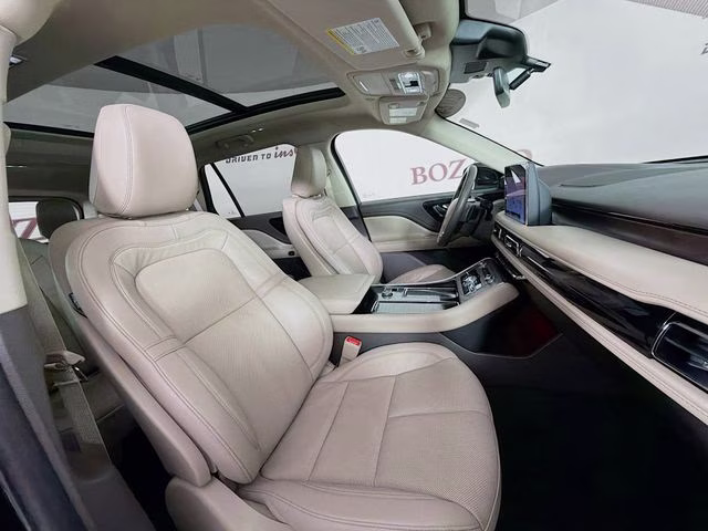 2024 Black Metallic Lincoln Aviator Reserve RWD SUV