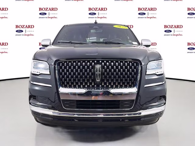 2022 Black Metallic Lincoln Navigator Black Label 4X4 SUV