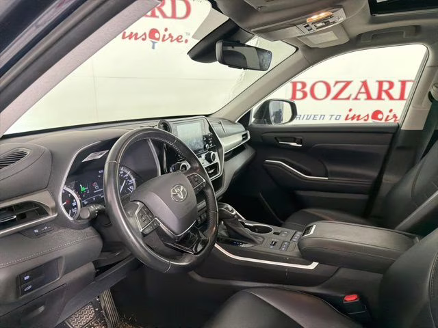 2021 Blueprint Toyota Highlander XLE AWD SUV