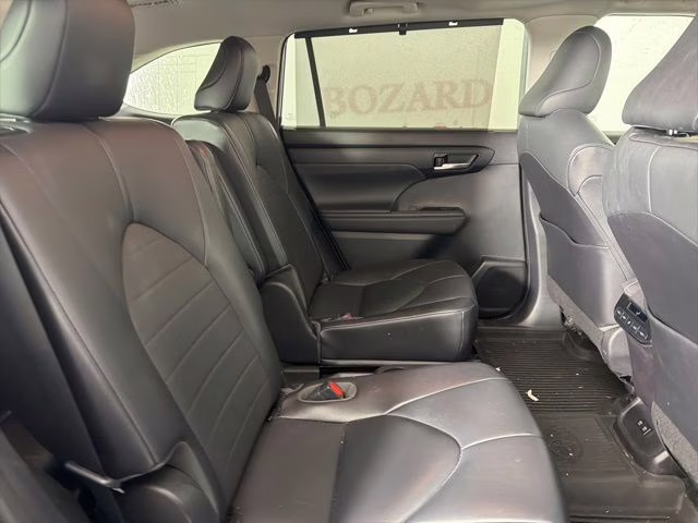2021 Blueprint Toyota Highlander XLE AWD SUV