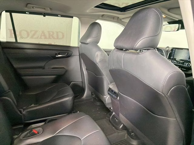 2021 Blueprint Toyota Highlander XLE AWD SUV