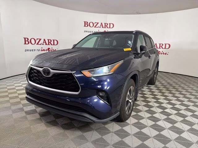 2021 Blueprint Toyota Highlander XLE AWD SUV