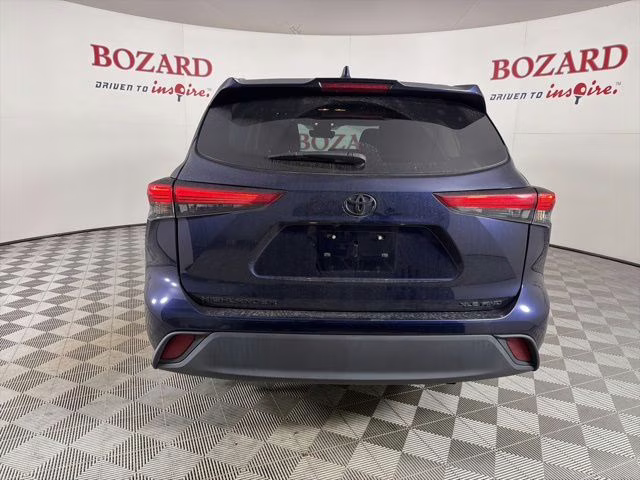 2021 Blueprint Toyota Highlander XLE AWD SUV
