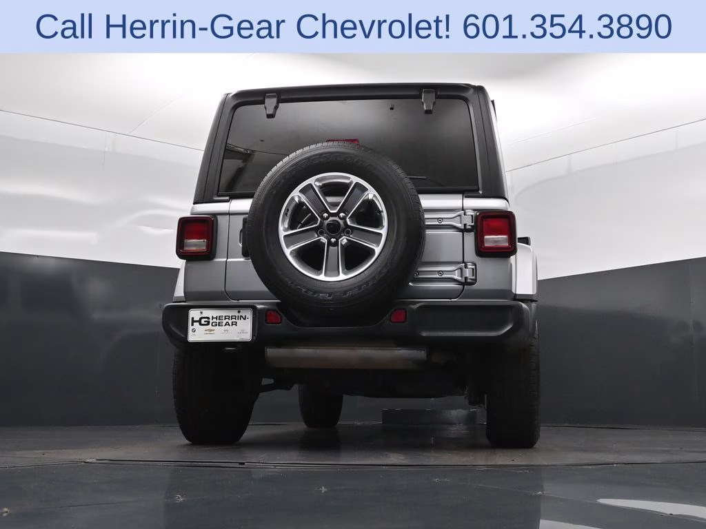 2021 Billet Silver Metallic Jeep Wrangler Unlimited Sahara 4X4 SUV
