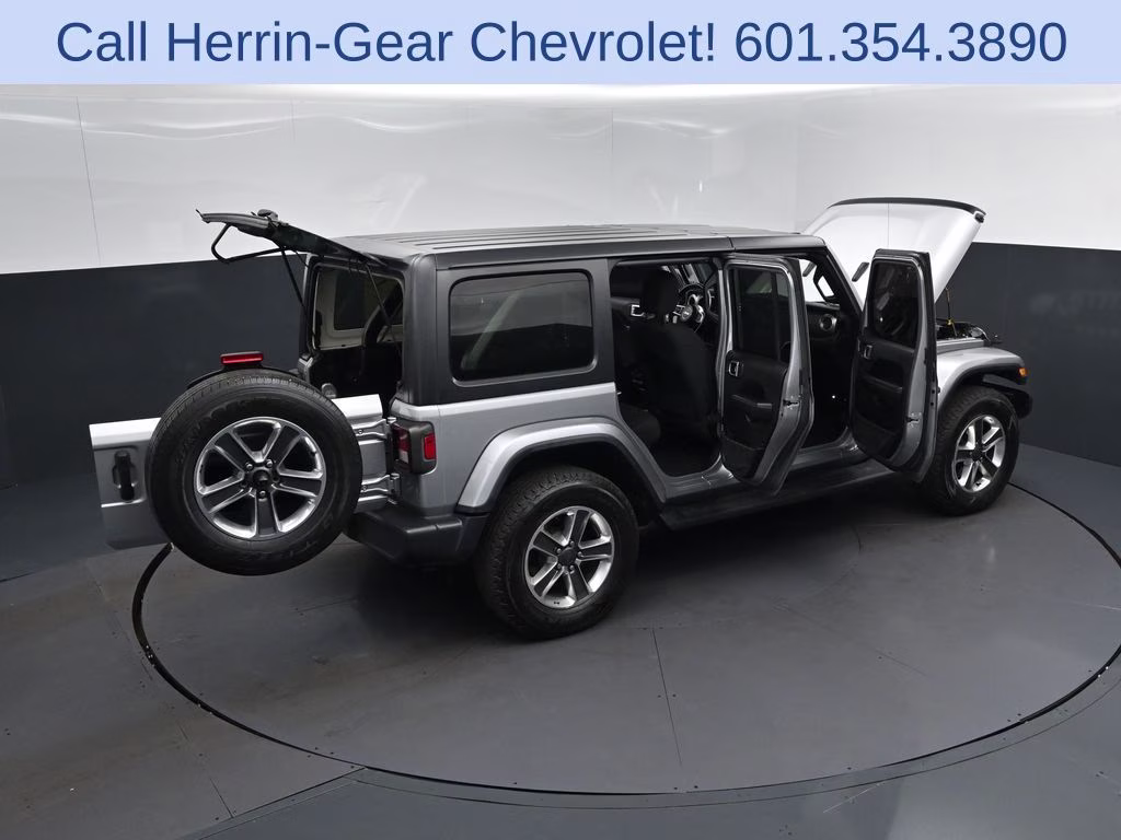 2021 Billet Silver Metallic Jeep Wrangler Unlimited Sahara 4X4 SUV