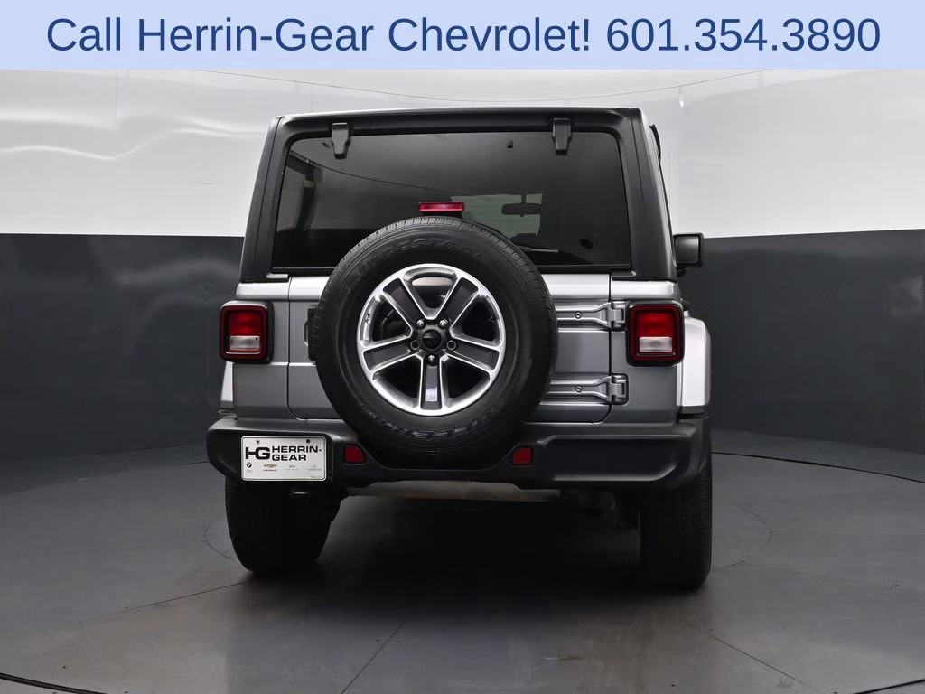 2021 Billet Silver Metallic Jeep Wrangler Unlimited Sahara 4X4 SUV
