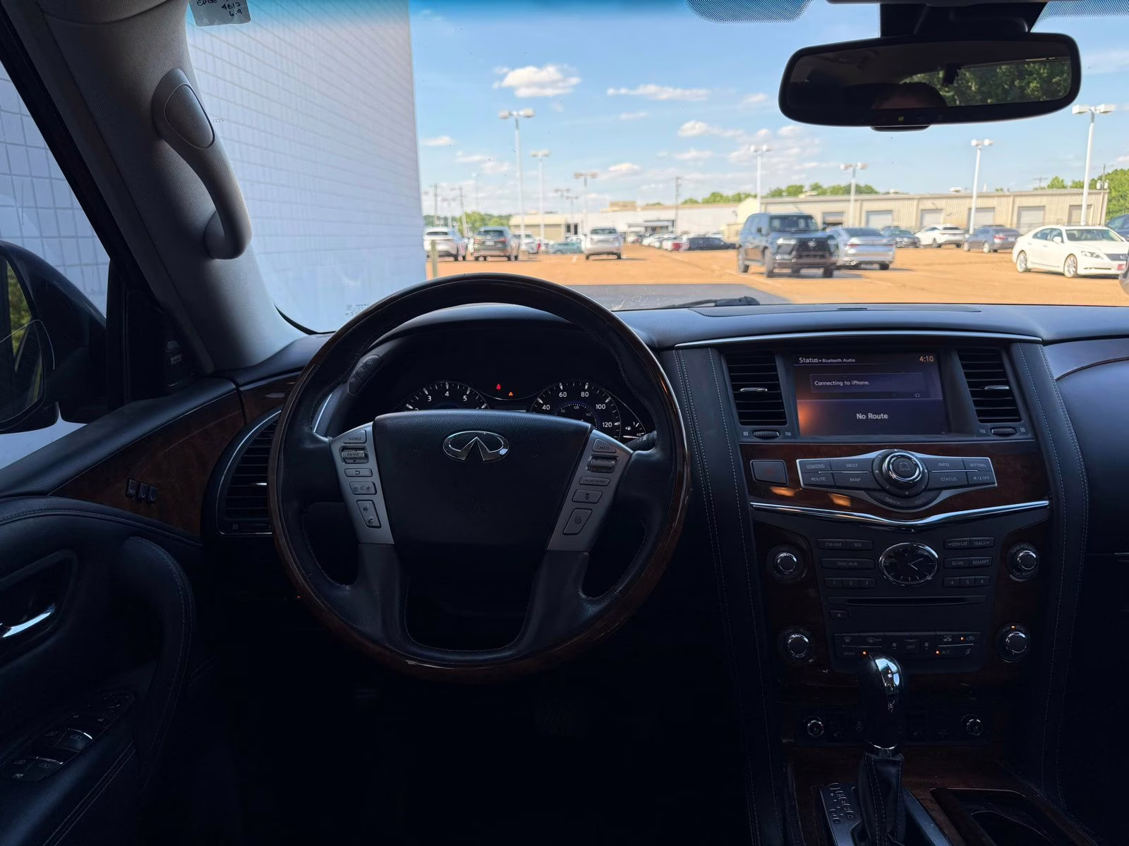 2016 Black Obsidian INFINITI QX80 Deluxe RWD SUV