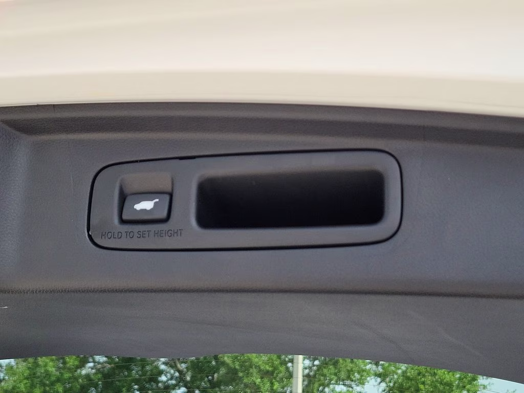 2025 Platinum White Pearl Honda CR-V EX-L FWD SUV