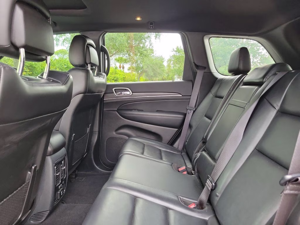 2019 Diamond Black Crystal Pearlcoat Jeep Grand Cherokee Limited 4X4 SUV