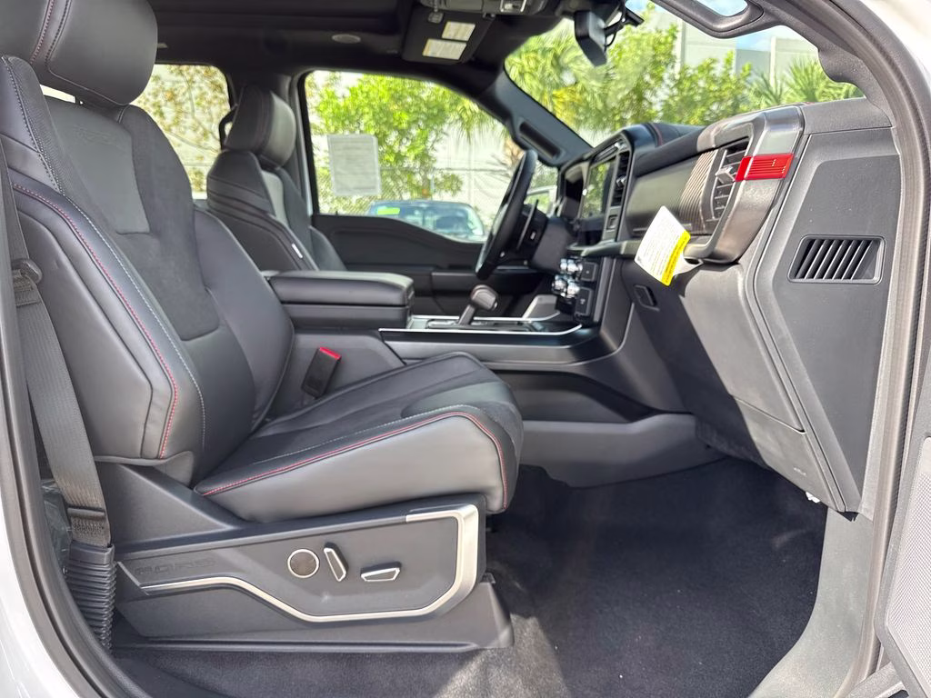 2026 Oxford White Ford F-150 Raptor 4X4 Truck