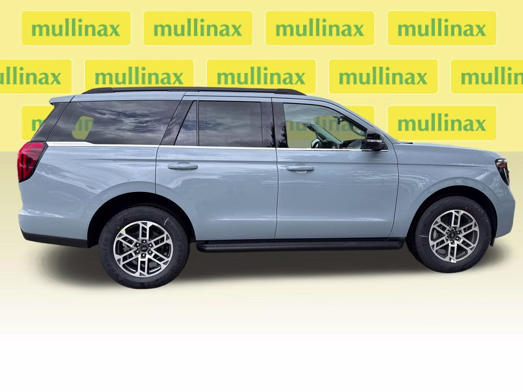 2026 Glacier Gray Met Tri-Coat Ford Expedition Active RWD SUV