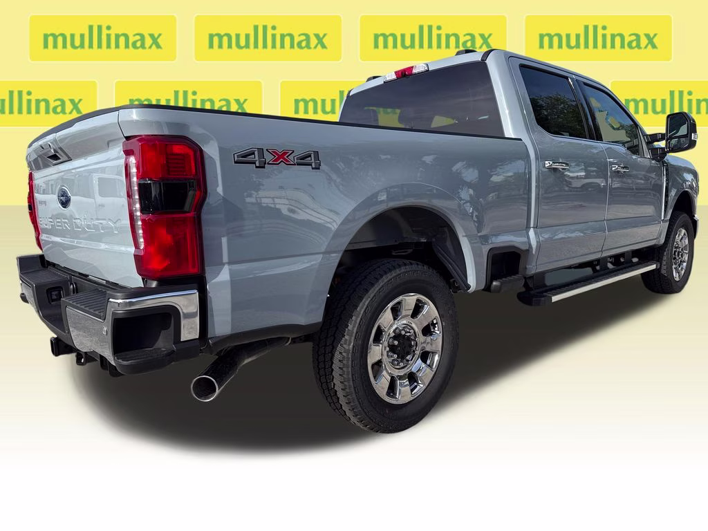 2026 Glacier Gray Met Tri-Coat Ford Super Duty F-250 SRW Lariat 4X4 Truck