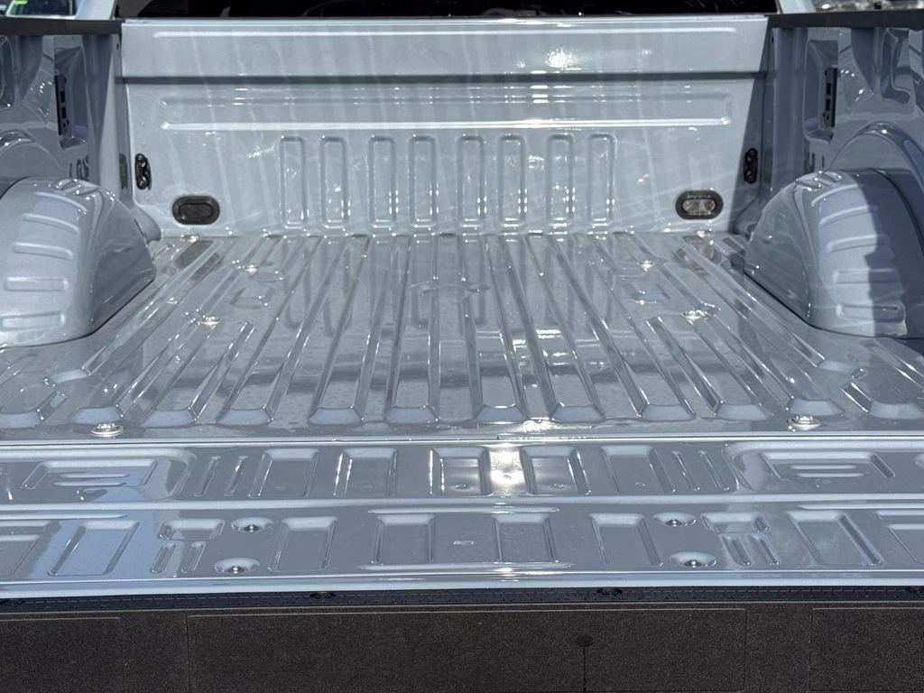 2026 Glacier Gray Met Tri-Coat Ford Super Duty F-250 SRW Lariat 4X4 Truck
