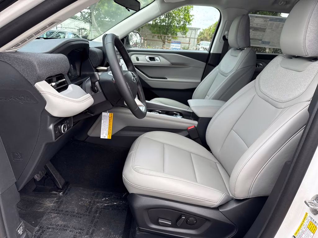 2026 Ford Explorer Active RWD SUV