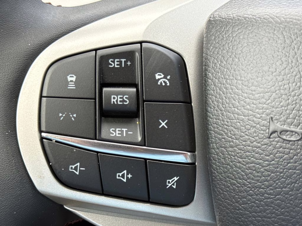 2026 Ford Explorer Active RWD SUV