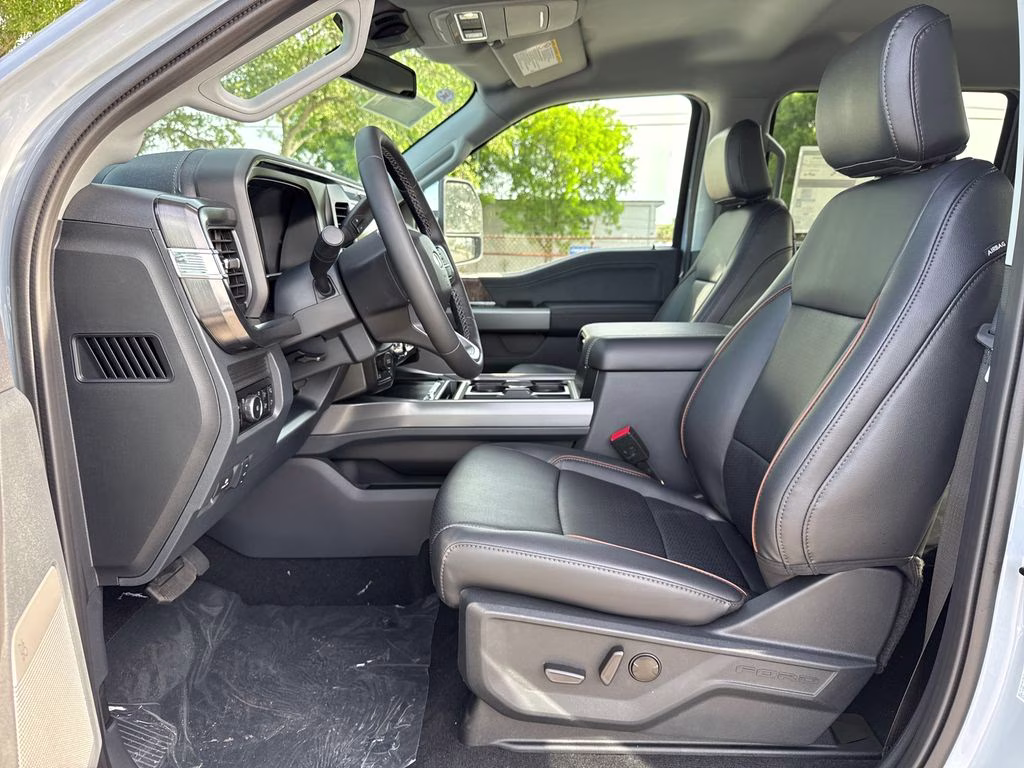 2026 Glacier Gray Met Tri-Coat Ford Super Duty F-250 SRW Lariat 4X4 Truck
