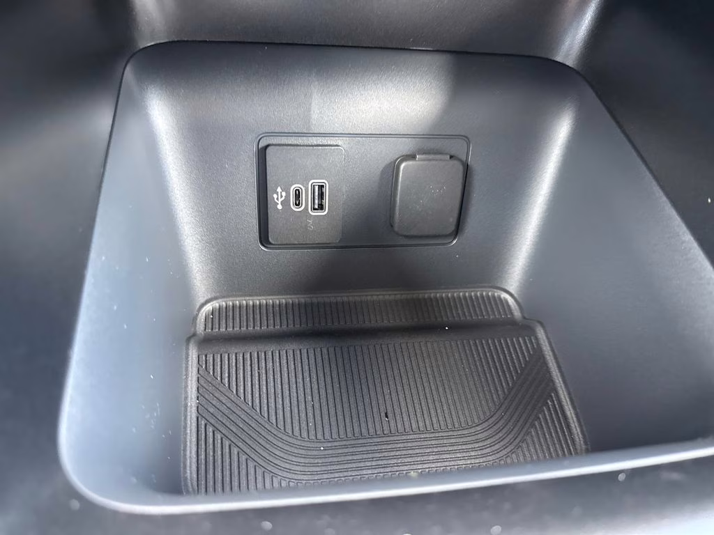 2026 Ford Explorer Active RWD SUV