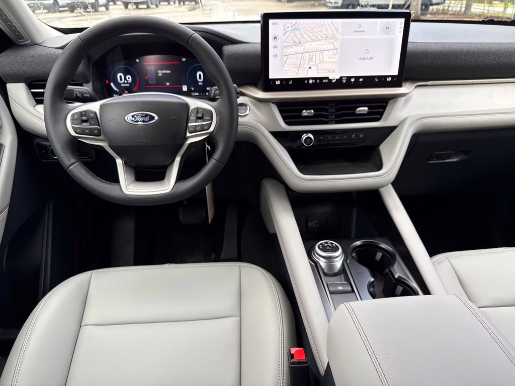 2026 Ford Explorer Active RWD SUV