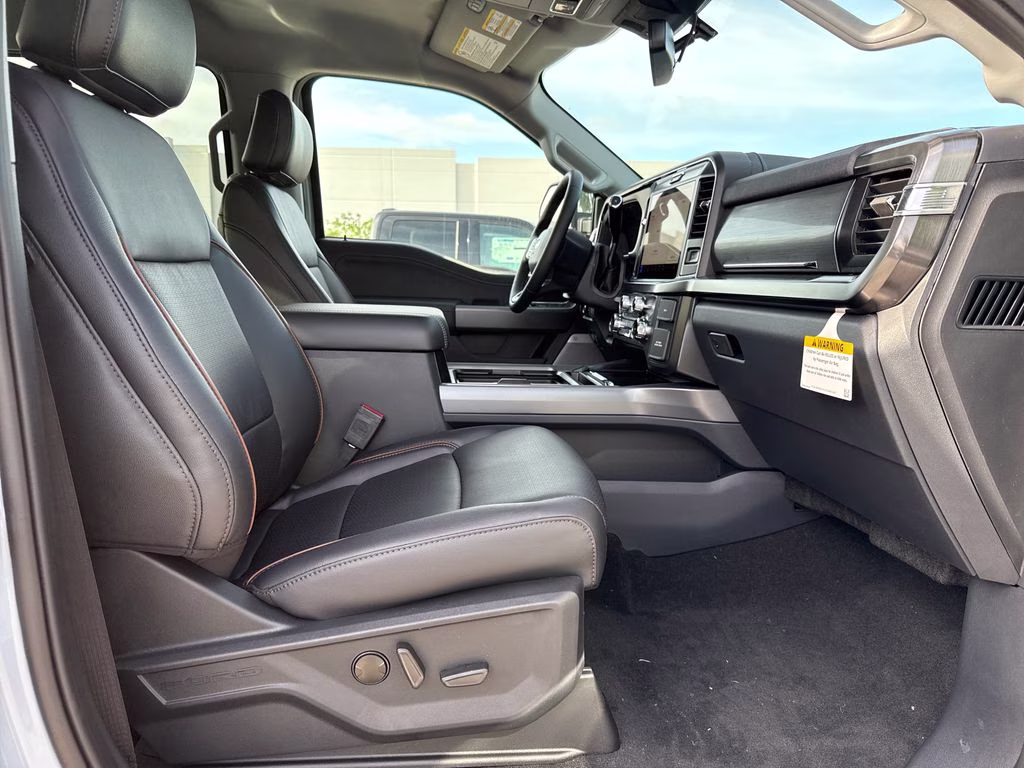 2026 Glacier Gray Met Tri-Coat Ford Super Duty F-250 SRW Lariat 4X4 Truck