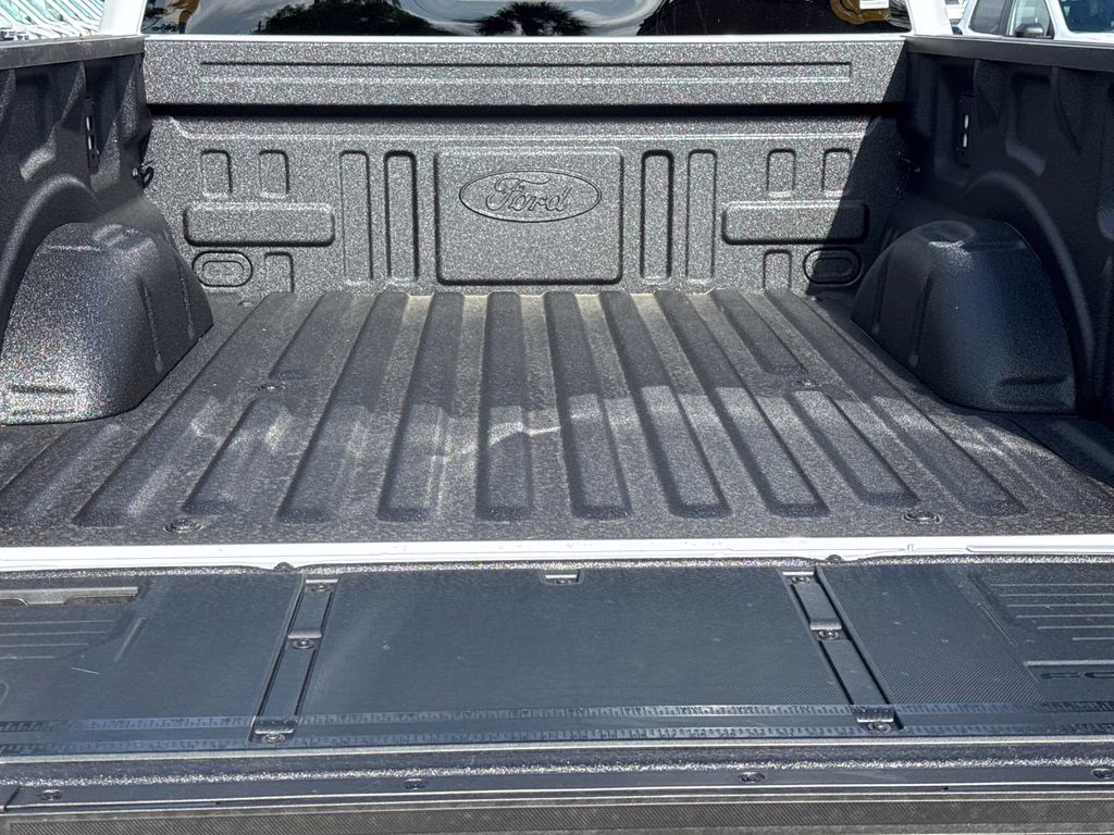 2026 Oxford White Ford F-150 Raptor 4X4 Truck