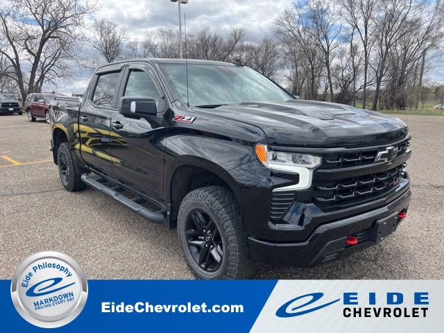 2022 Black Chevrolet Silverado 1500 LT Trail Boss 4X4 Truck