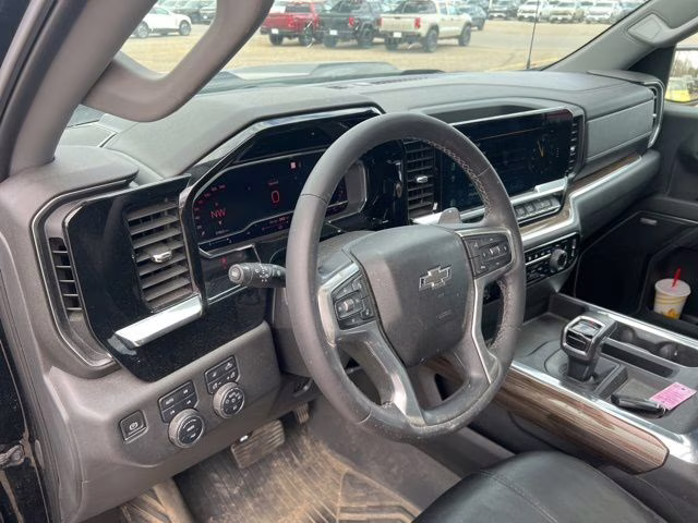 2022 Black Chevrolet Silverado 1500 LT Trail Boss 4X4 Truck