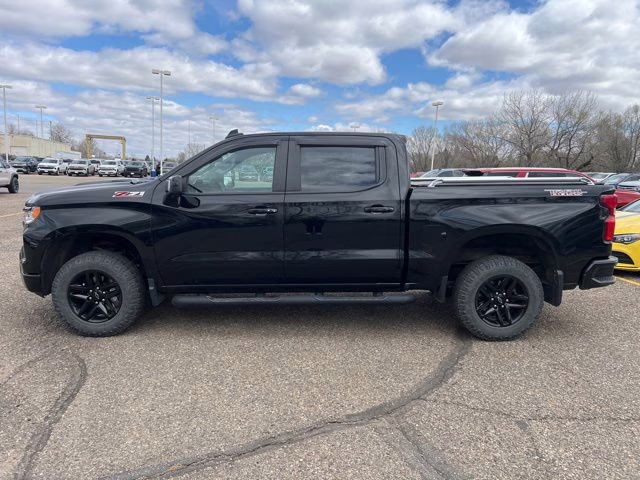 2022 Black Chevrolet Silverado 1500 LT Trail Boss 4X4 Truck