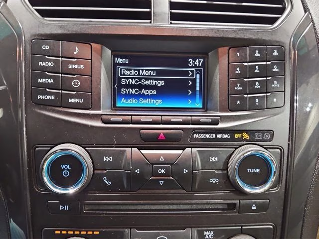 2016 Ingot Silver Metallic Ford Explorer XLT 4X4 SUV