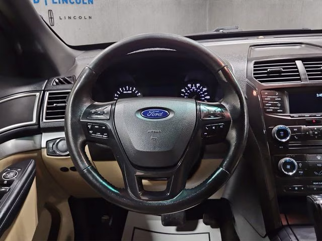 2016 Ingot Silver Metallic Ford Explorer XLT 4X4 SUV
